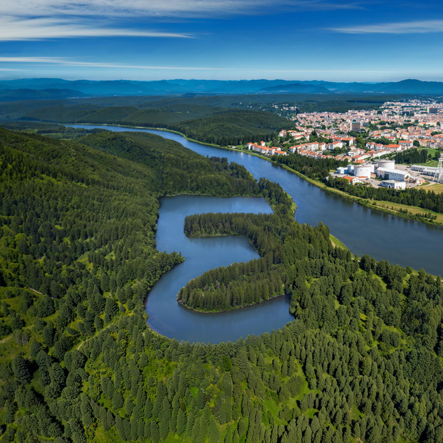 rendering of Everllence super sign as lake