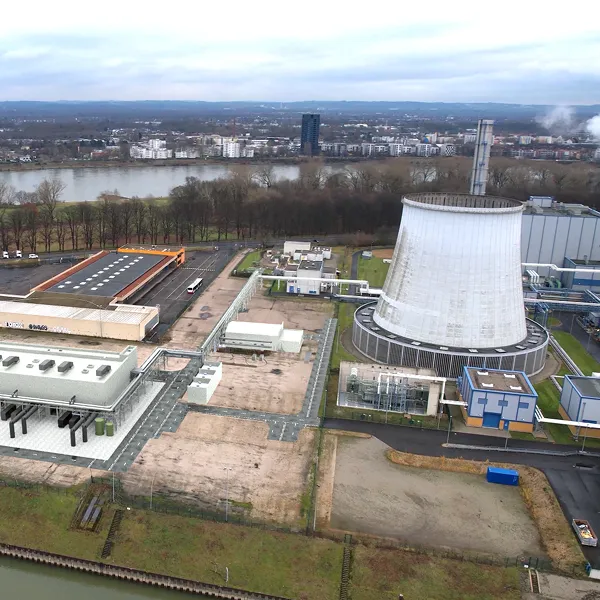 Front of ship in in the sea